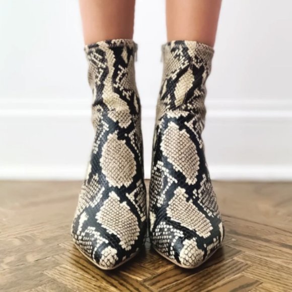 ISLA SLIM ANKLE BOOTIE - Picture 3 of 4